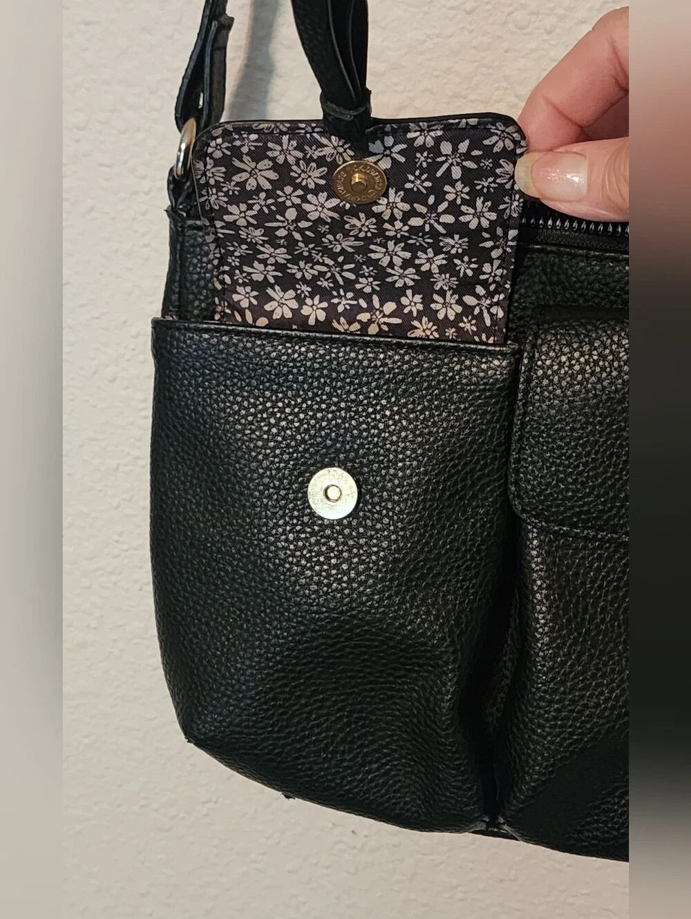 Nanette Lepore Black Faux Leather Purse/Bag Zip Top Close Coin Pouch Attached